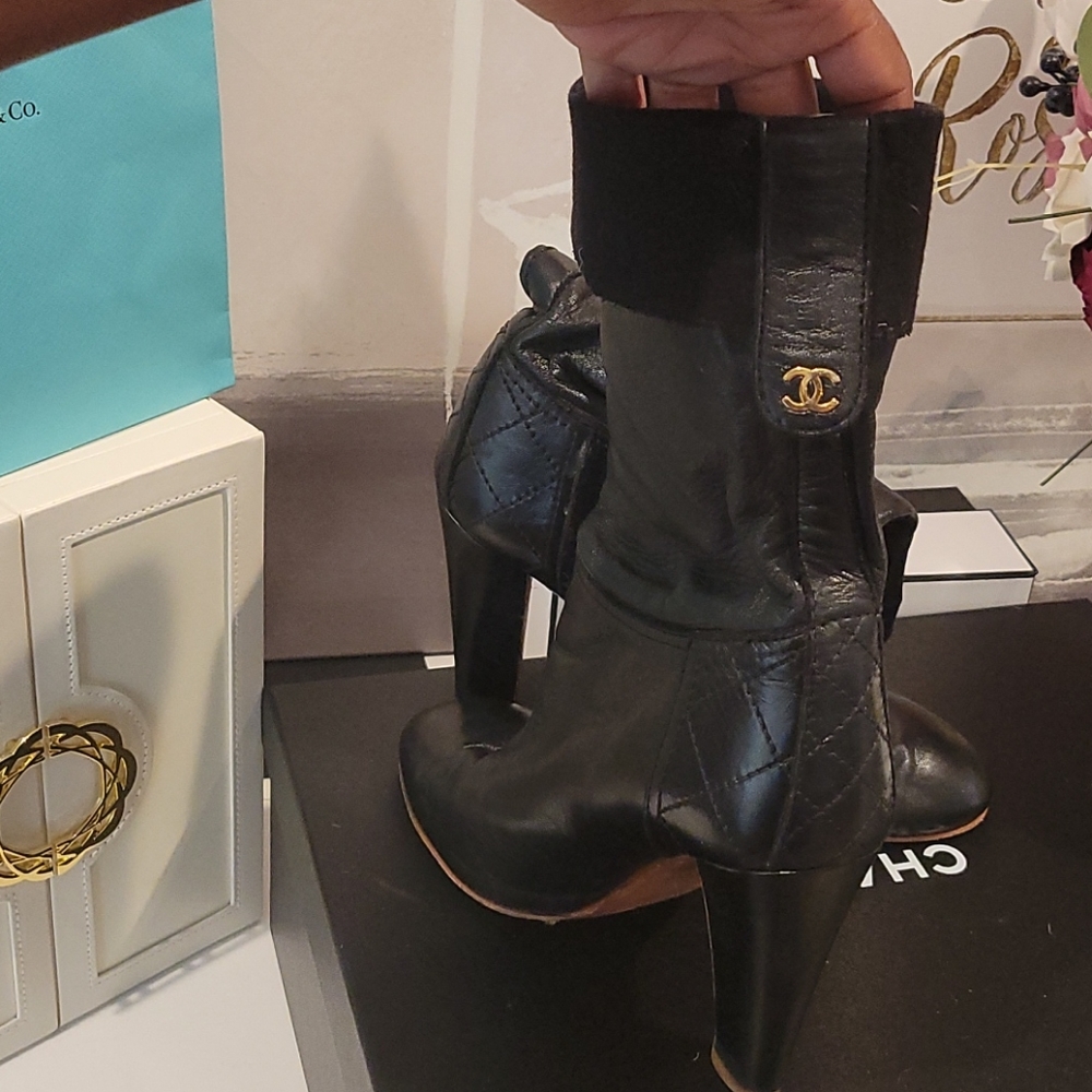 LDW SALE!! Chanel ankle boots bootie